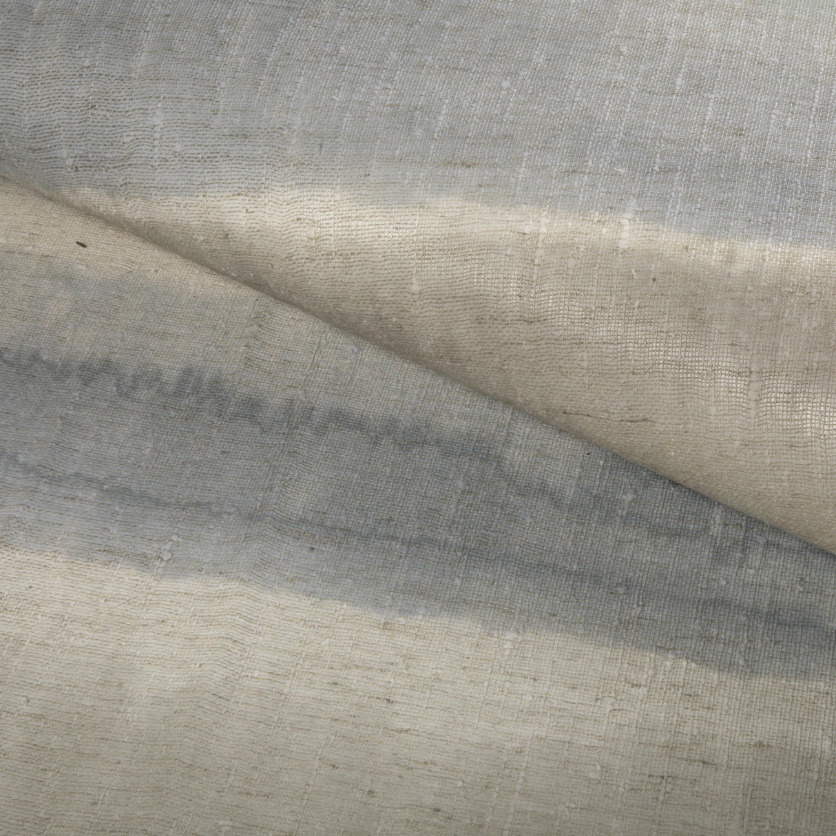 Kravet ENTHRAL WP SKY Wallpaper