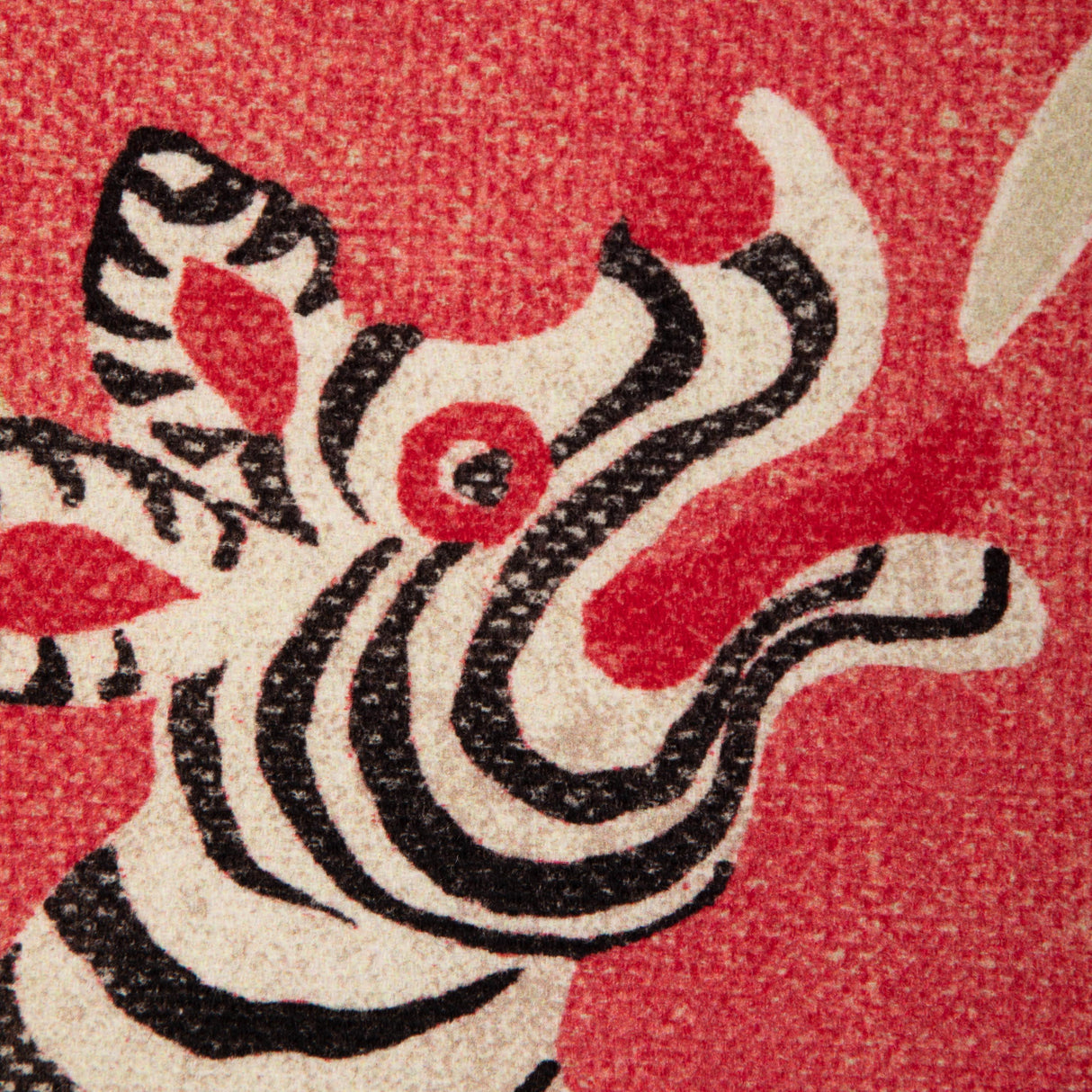 Kravet WILDLIFE CURRANT Fabric