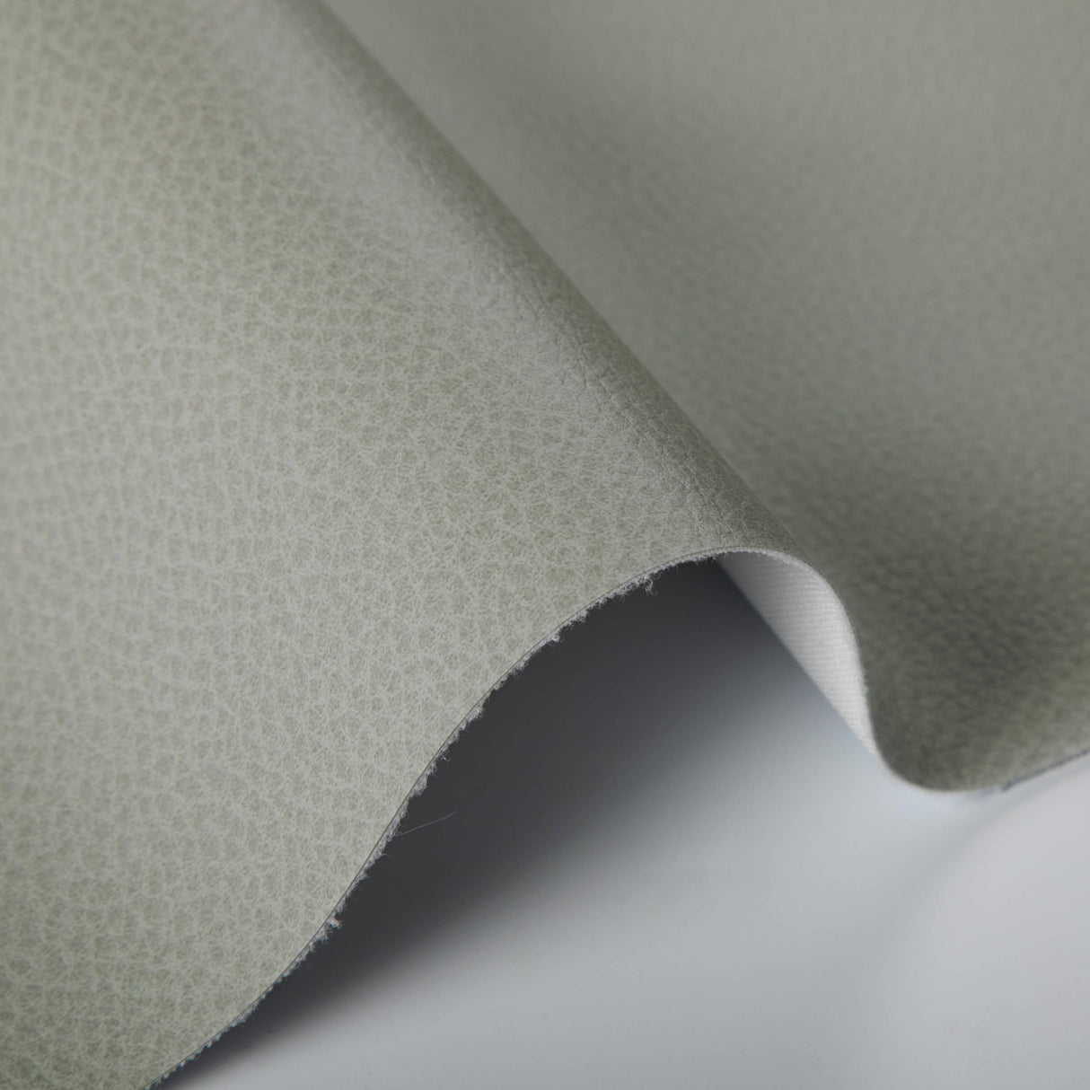 Kravet WOOLF OVERCAST Upholstery Fabric