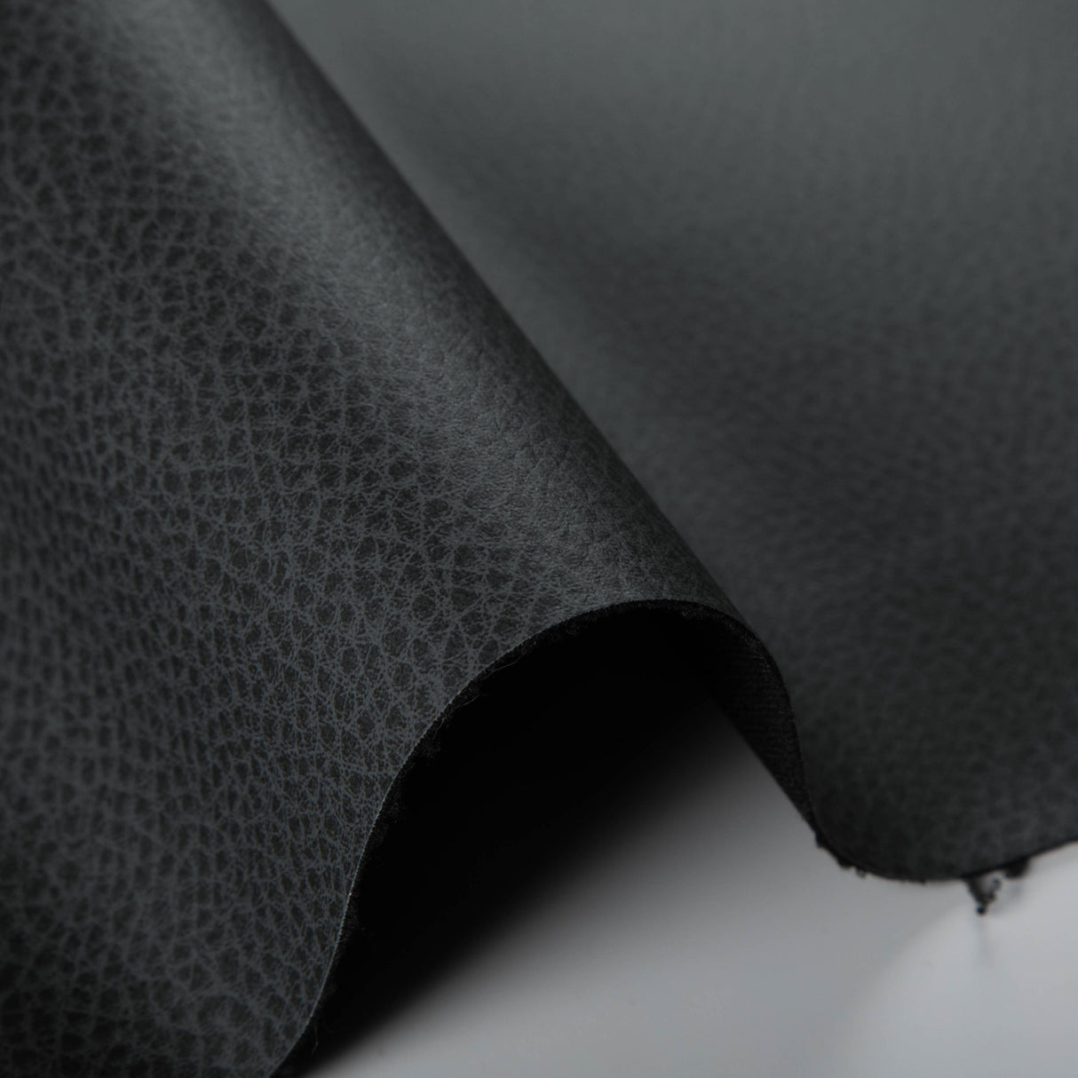 Kravet WOOLF SHADOW Upholstery Fabric