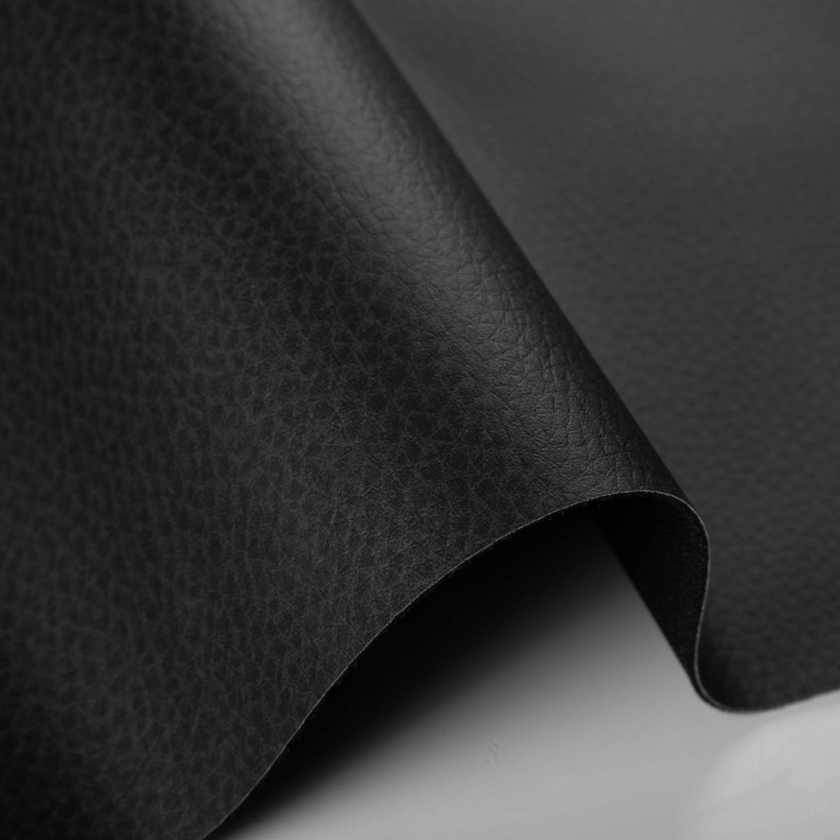 Kravet WOOLF STALLION Upholstery Fabric