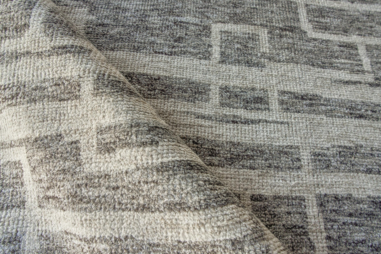 Exquisite Rugs Aldridge Hand-knotted Wool/Bamboo Silk 4480 Charcoal/Ivory 9' x 6' Area Rug