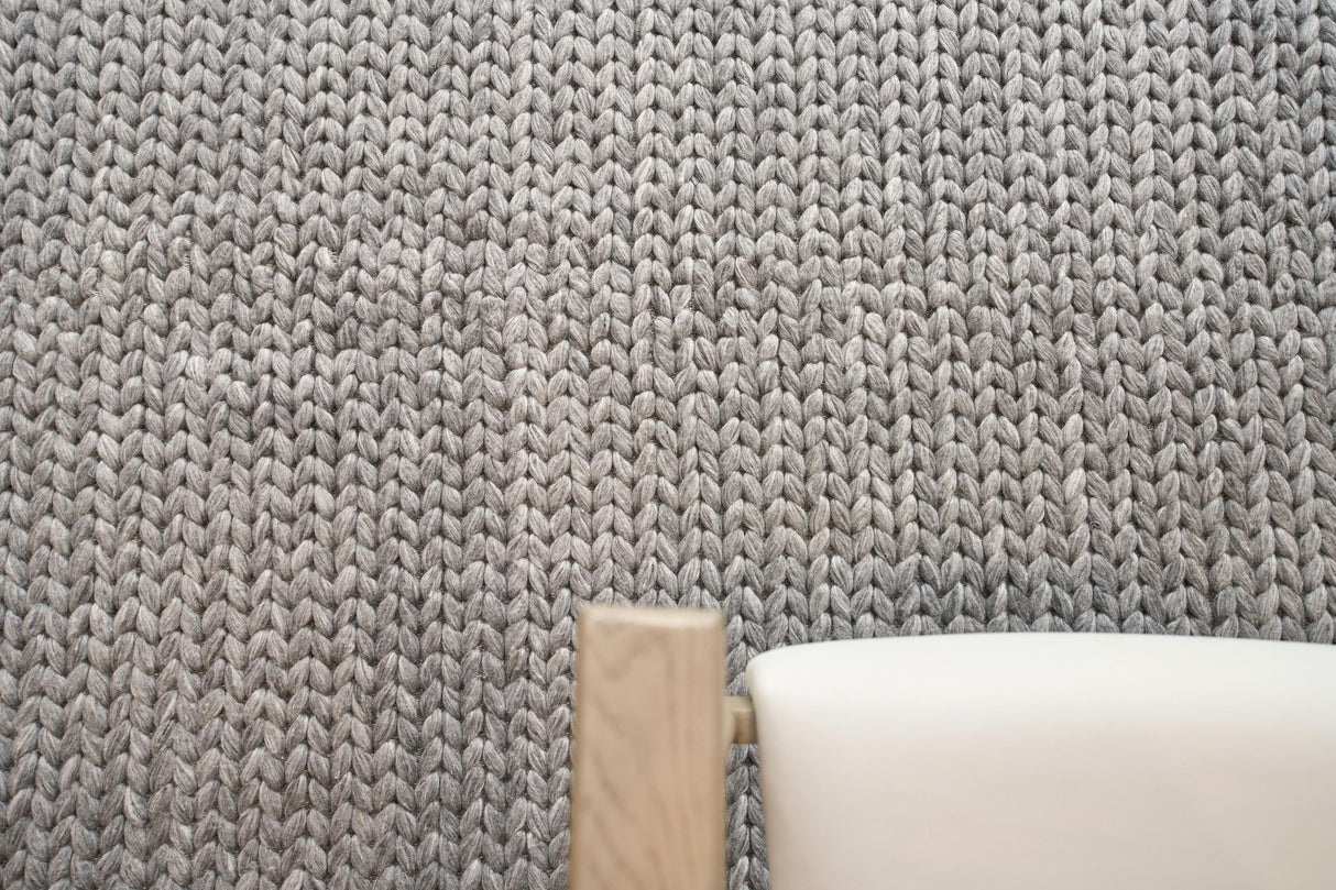 Exquisite Rugs Arlow Handwoven Polyester/Cotton 2309 Dark Gray 5' x 8' Area Rug