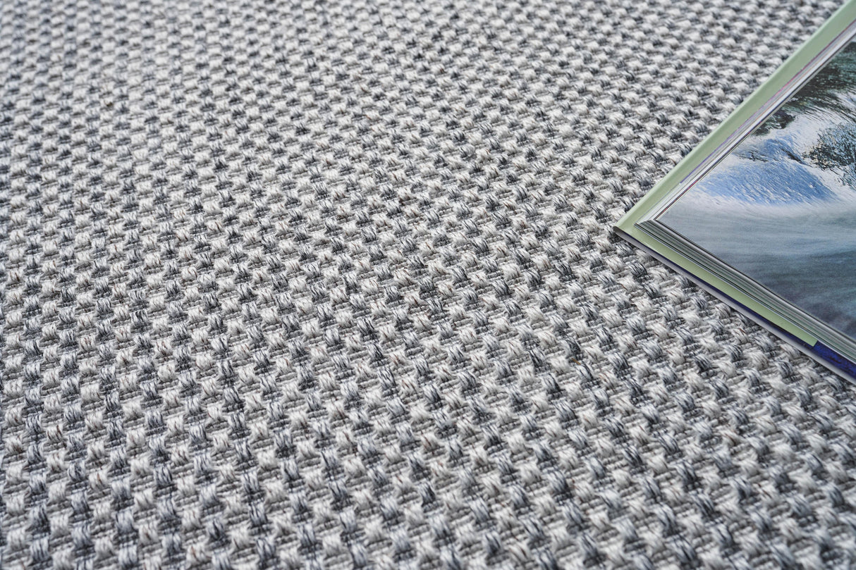Exquisite Rugs Bali Indoor/Outdoor Flatweave PET yarn 4868 Silver/Gray 10' x 14' Area Rug
