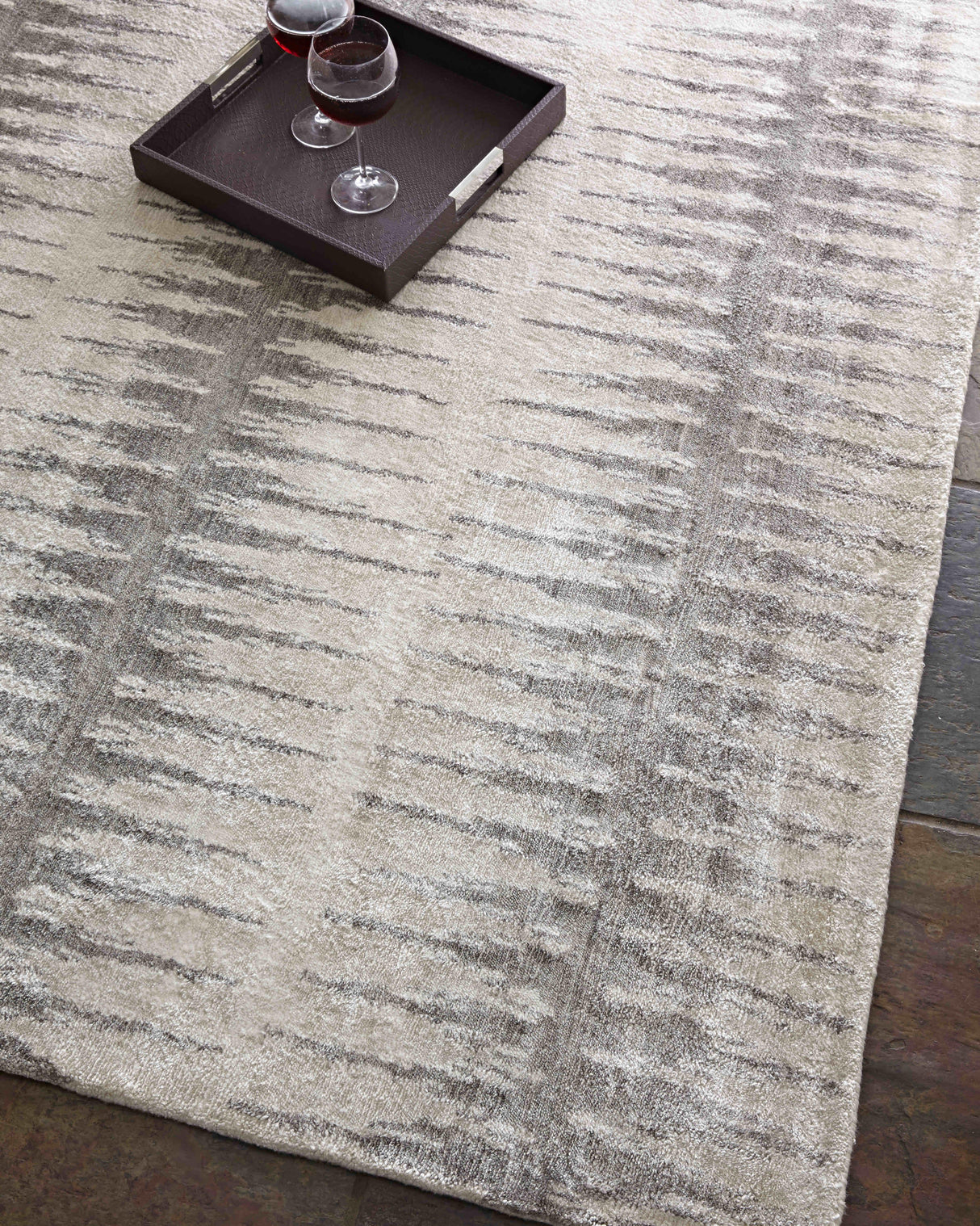 Exquisite Rugs Bamboo Silk Hand-knotted 3288 Gray/Silver 12' x 15' Area Rug