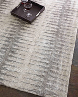 Exquisite Rugs Bamboo Silk Hand-knotted 3288 Gray/Silver 6' x 9' Area Rug