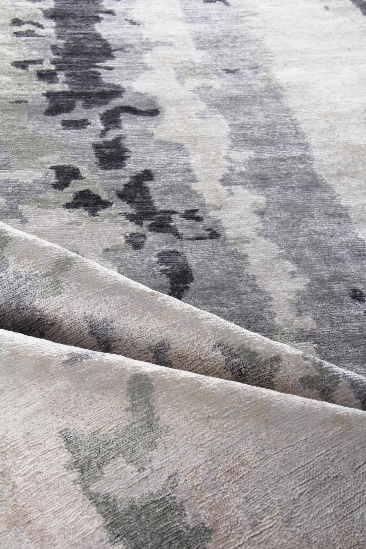 Exquisite Rugs Bamboo Silk Hand-knotted 3337 Blue/Gray 10' x 14' Area Rug