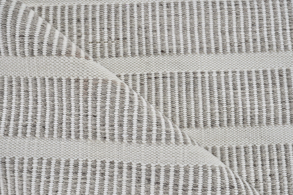 Exquisite Rugs Boca Indoor/Outdoor Flatweave PET yarn 4888 Ivory/Gray 8' x 10' Area Rug