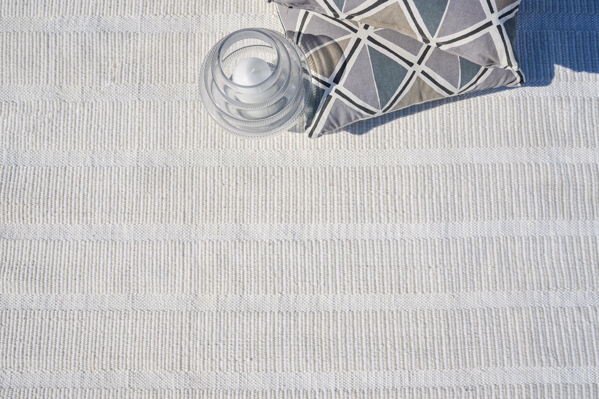 Exquisite Rugs Boca Indoor/Outdoor Flatweave PET yarn 4985 Light Beige 10' x 14' Area Rug