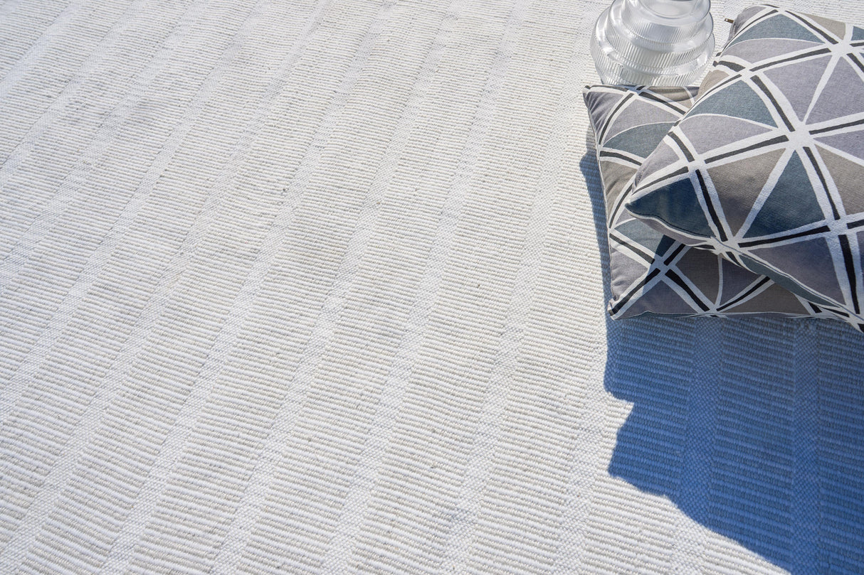 Exquisite Rugs Boca Indoor/Outdoor Flatweave PET yarn 4985 Light Beige 12' x 15' Area Rug