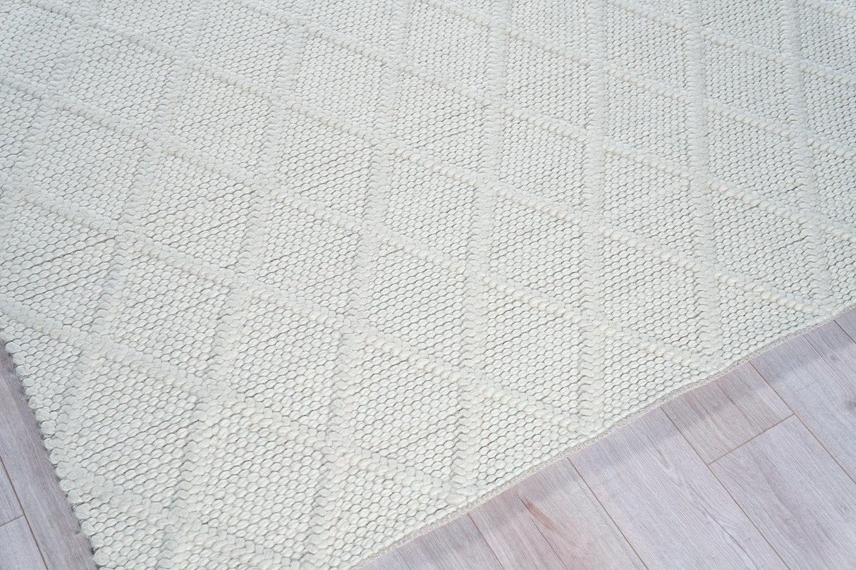 Exquisite Rugs Brentwood Handwoven Wool/Viscose 4716 White 12' x 15' Area Rug