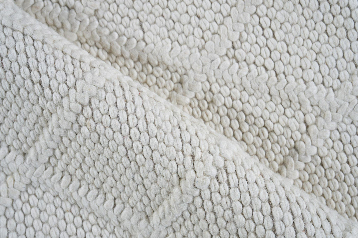 Exquisite Rugs Brentwood Handwoven Wool/Viscose 4716 White 8' x 10' Area Rug