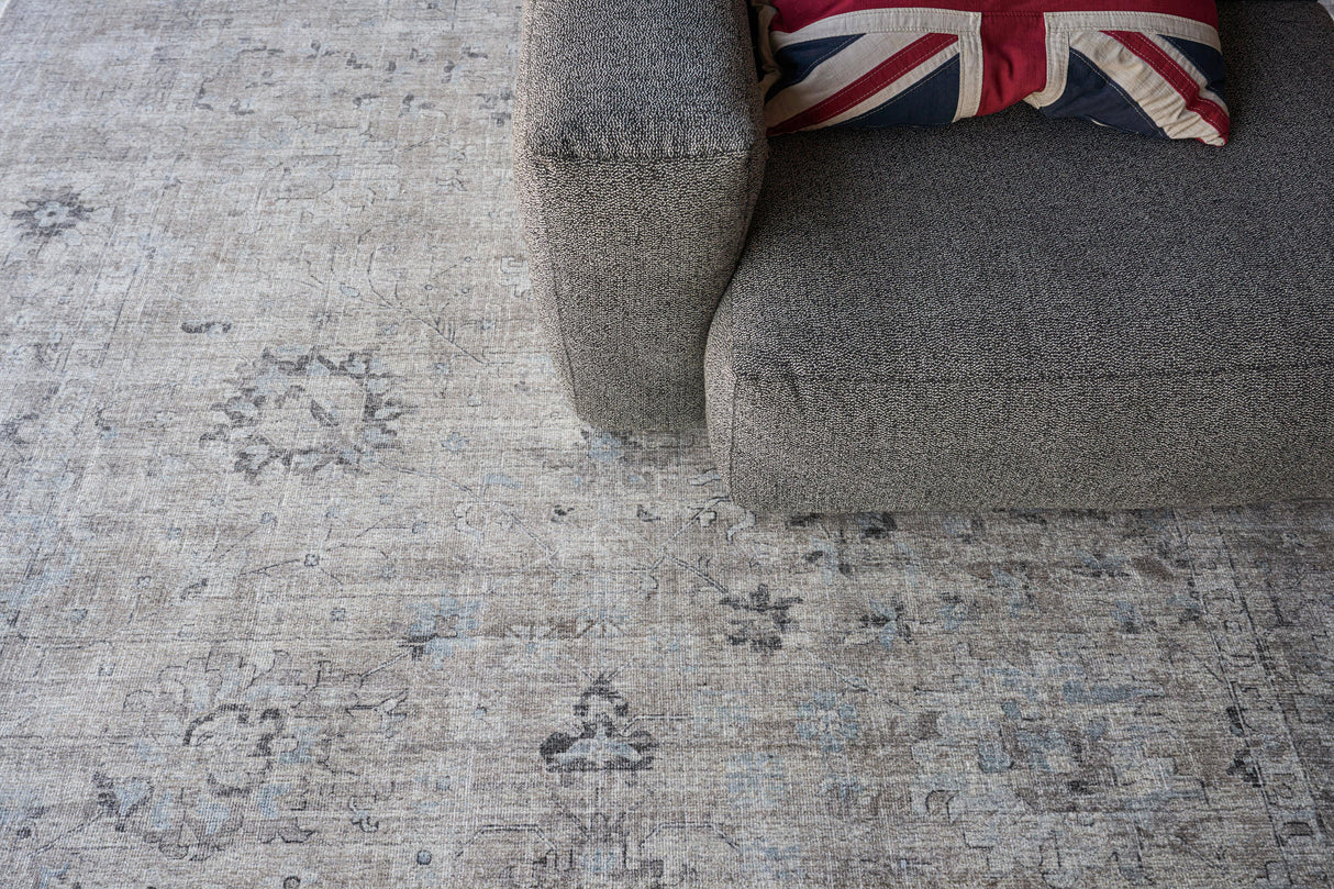 Exquisite Rugs Cambridge Hand-loomed Wool/Bamboo Silk 4964 Silver/Brown 8' x 10' Area Rug