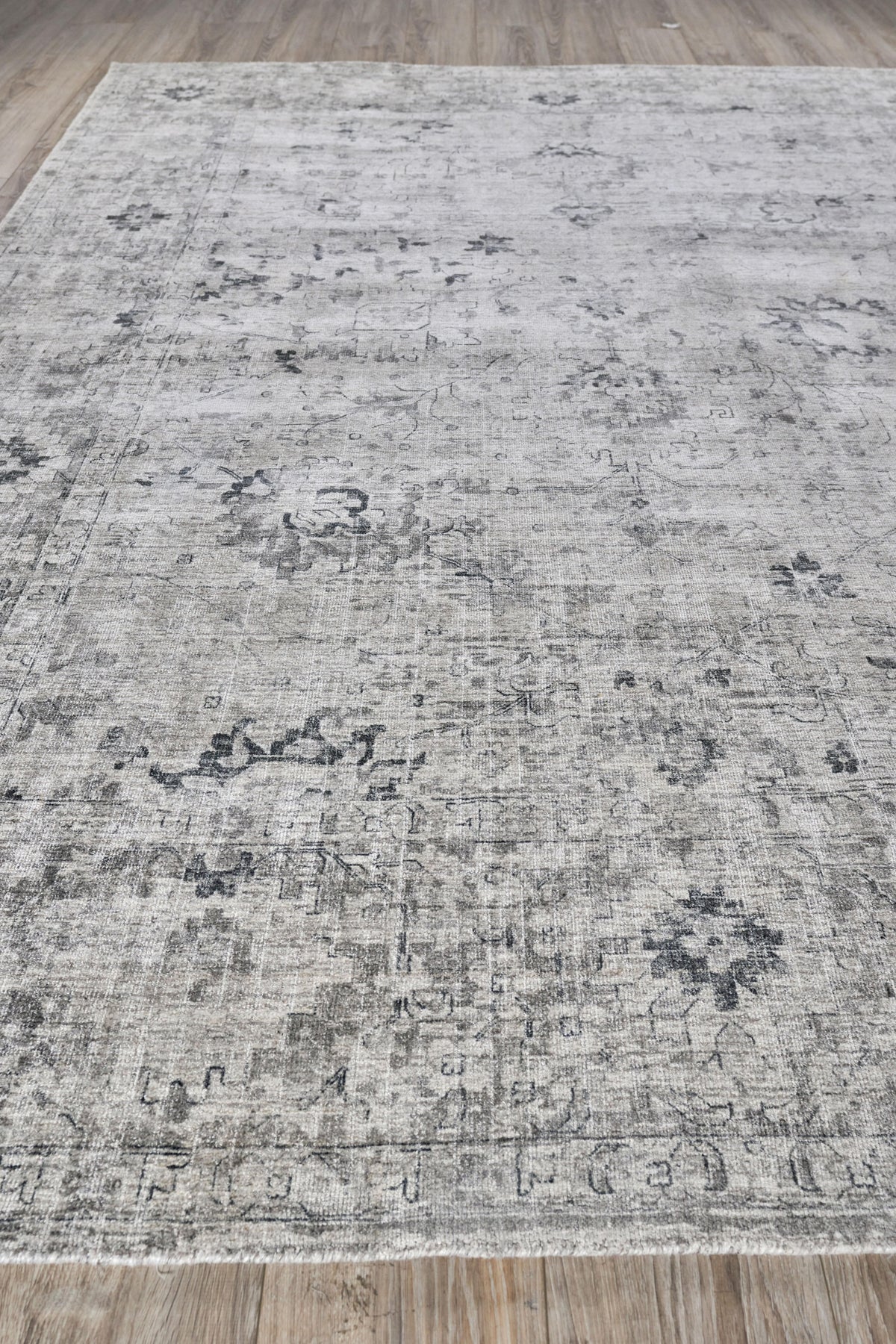 Exquisite Rugs Cambridge Hand-loomed Wool/Bamboo Silk 4966 Gray/Silver 10' x 14' Area Rug