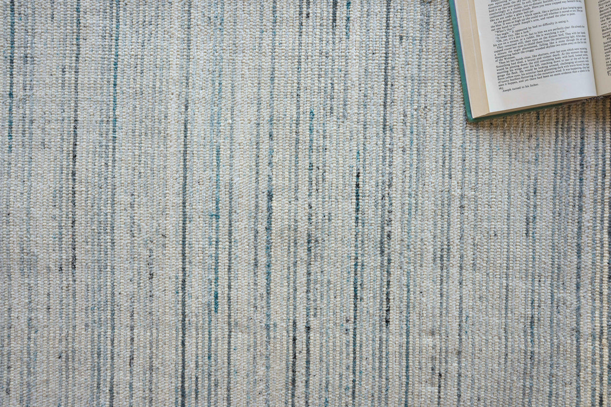Exquisite Rugs Carmen Hand-loomed PET yarn 4486 Blue/Ivory 8' x 10' Area Rug