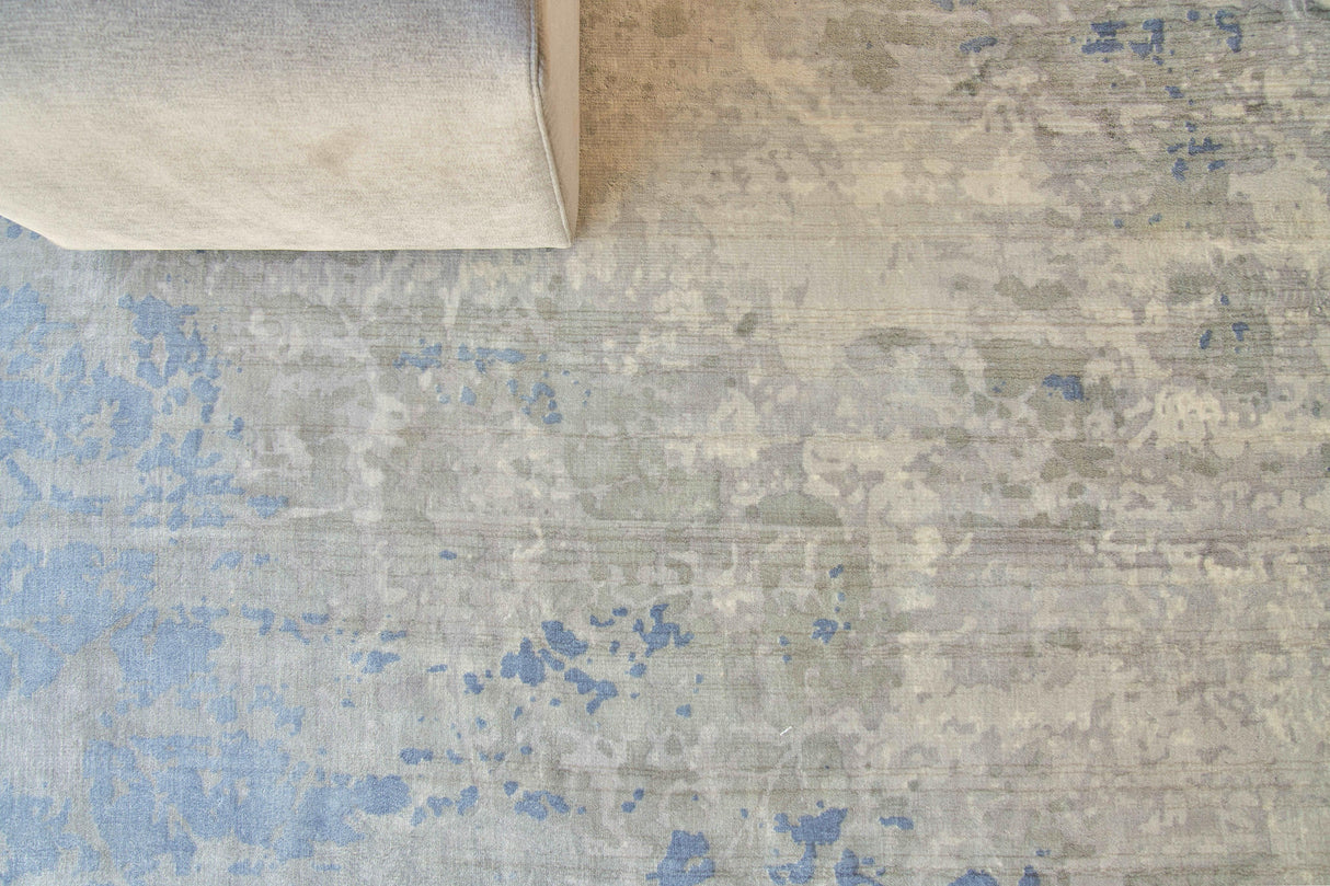 Exquisite Rugs Cassina Hand-loomed Bamboo Silk 3932 Sky Blue 10' x 14' Area Rug