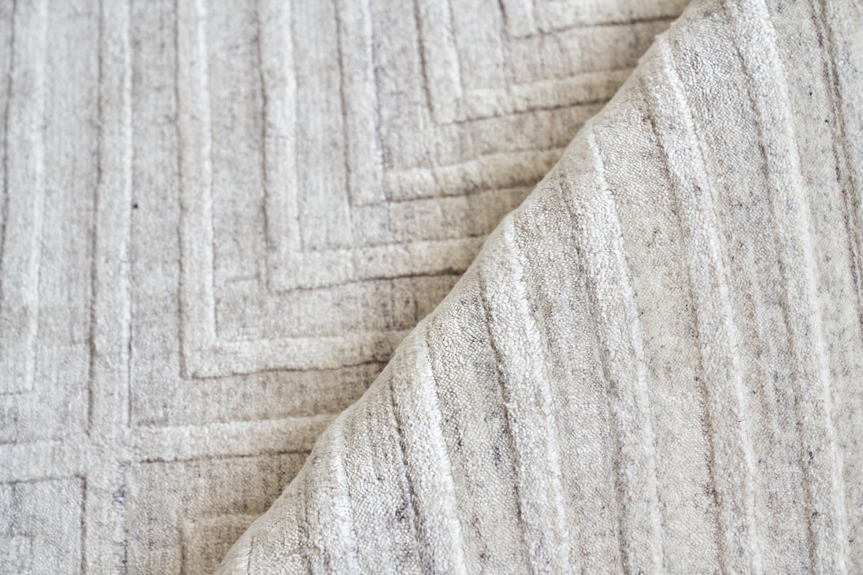 Exquisite Rugs Castelli Hand-loomed Bamboo Silk/Wool 3979 Ivory 9' x 12' Area Rug