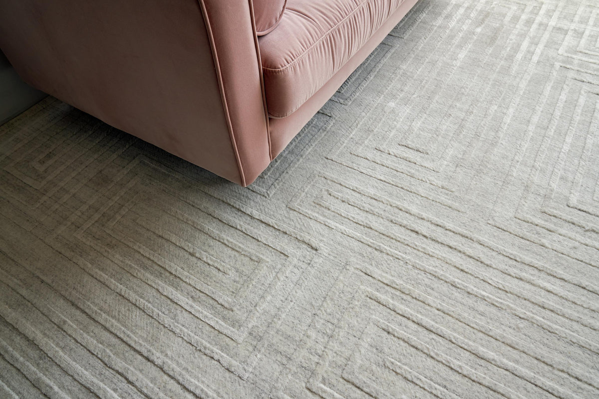 Exquisite Rugs Castelli Hand-loomed Bamboo Silk/Wool 4351 Ivory 12' x 9' Area Rug
