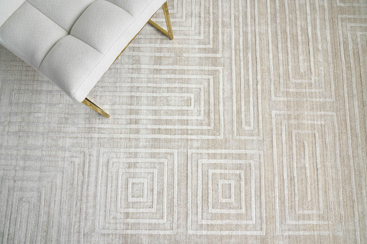 Exquisite Rugs Castelli Hand-loomed Bamboo Silk/Wool 4352 Light Beige 10' x 8' Area Rug
