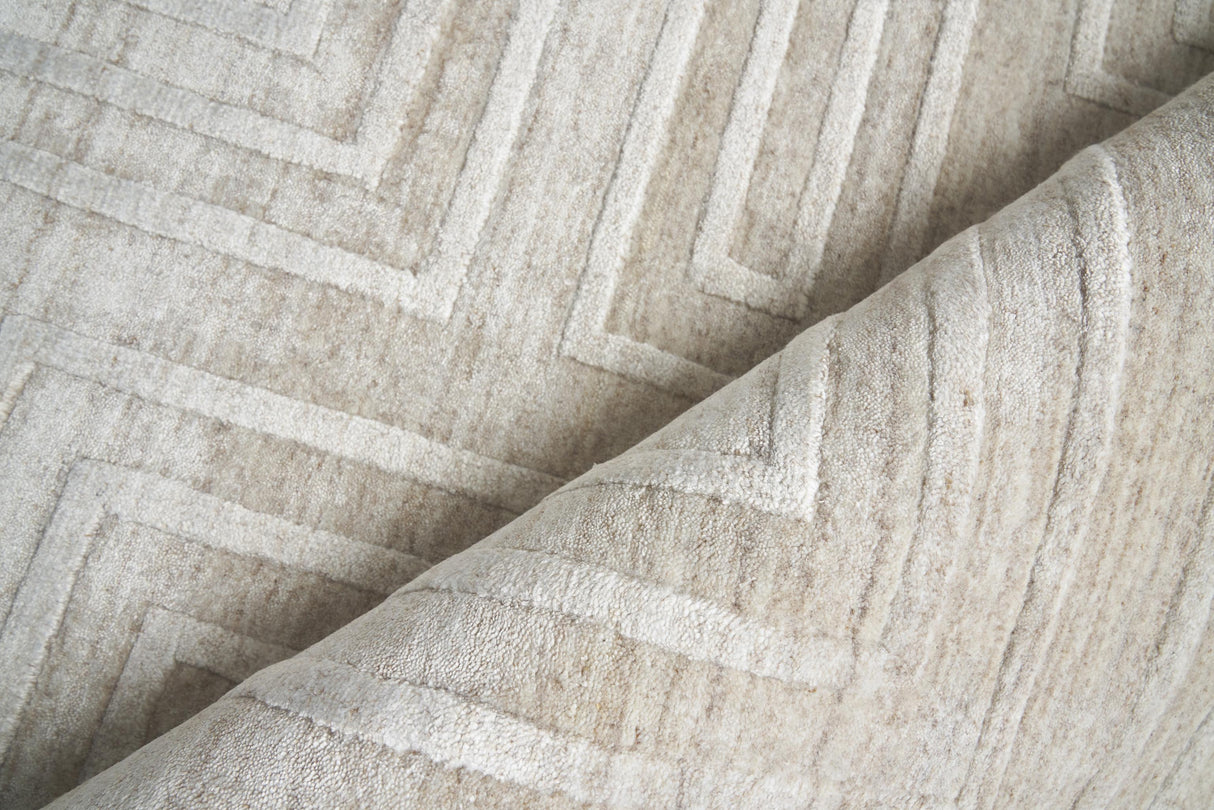 Exquisite Rugs Castelli Hand-loomed Bamboo Silk/Wool 4352 Light Beige 12' x 9' Area Rug