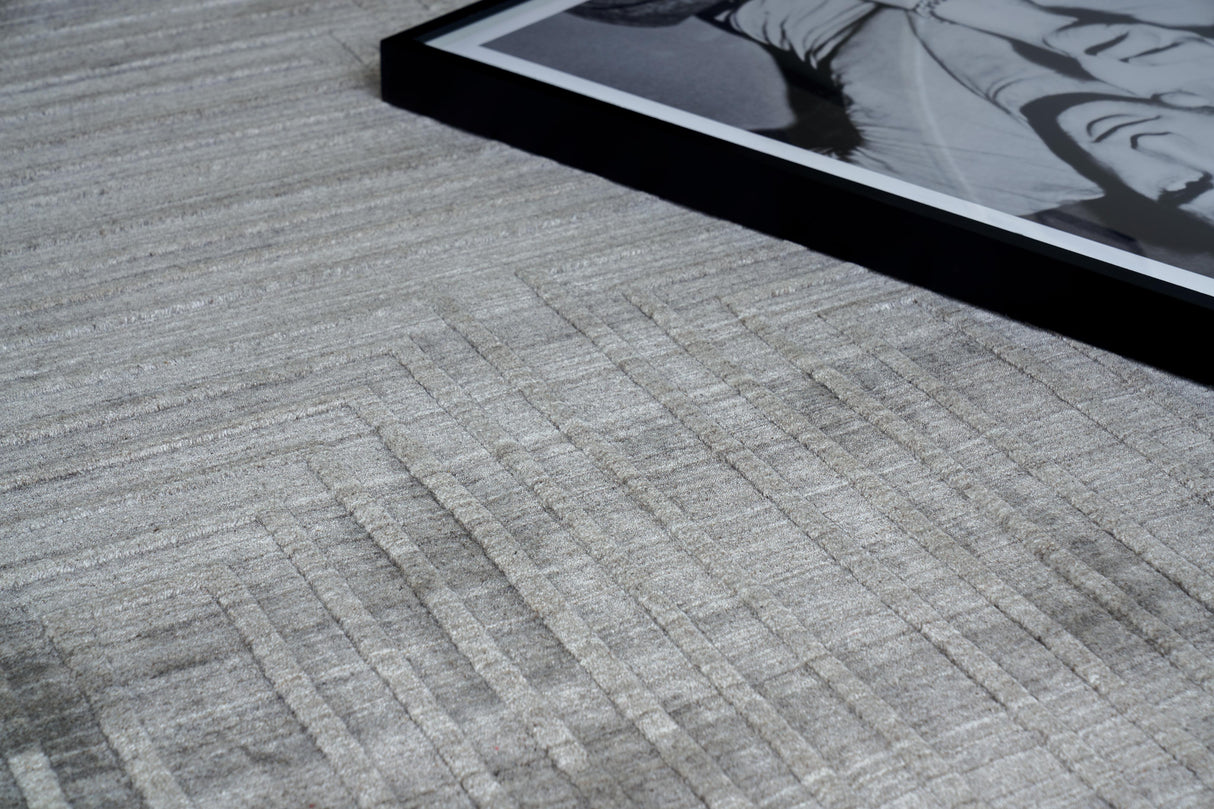 Exquisite Rugs Castelli Hand-loomed Bamboo Silk/Wool 4353 Gray 10' x 14' Area Rug