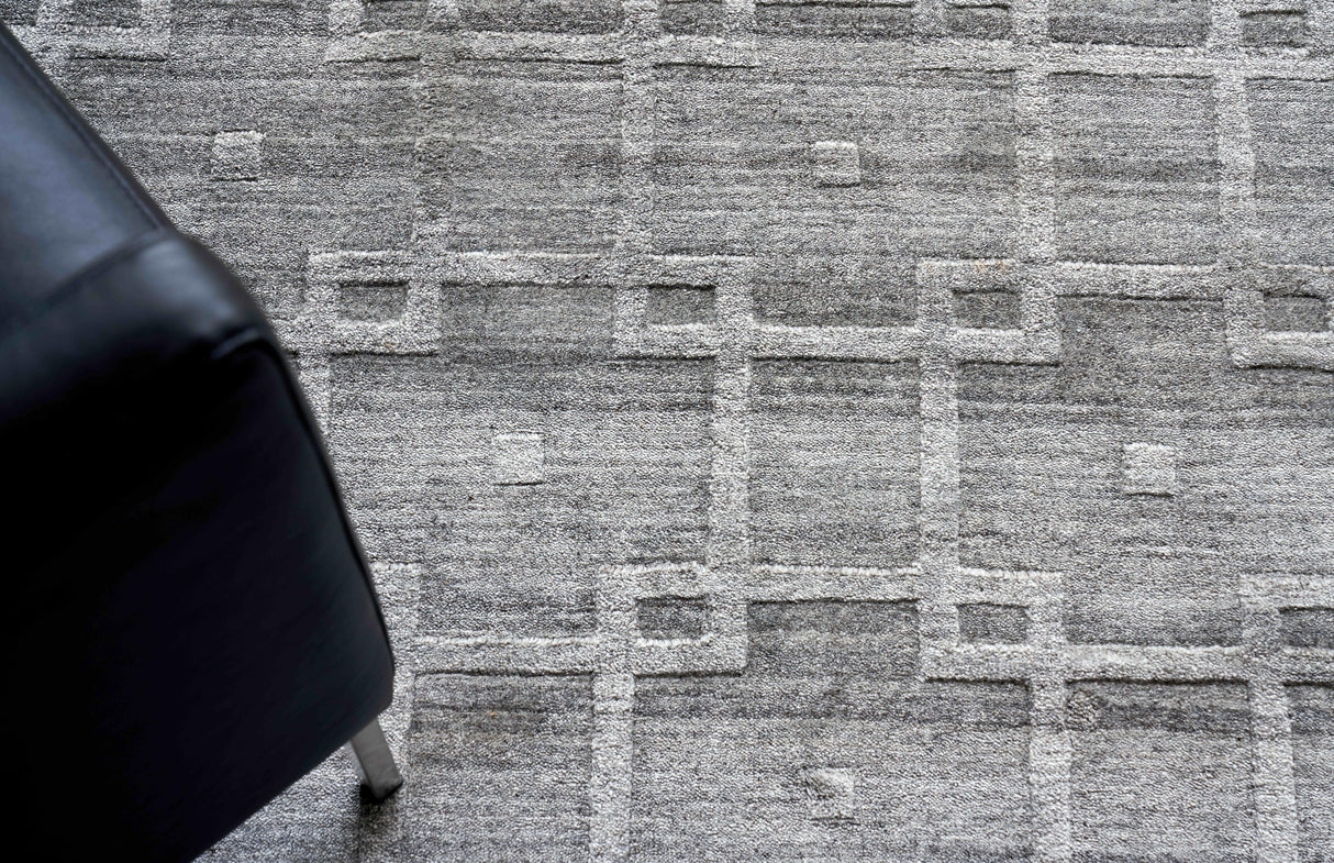 Exquisite Rugs Castelli Hand-loomed Bamboo Silk/Wool 4356 Gray 8' x 10' Area Rug