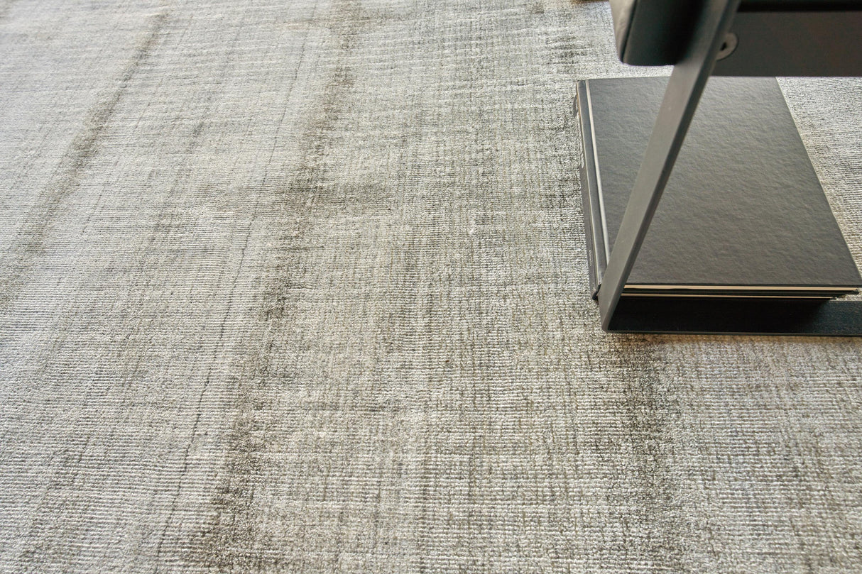 Exquisite Rugs Chroma Hand-loomed Wool/Bamboo Silk 4491 Charcoal/Gray 9' x 6' Area Rug