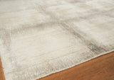 Exquisite Rugs Chroma Hand-loomed Wool/Bamboo Silk 4522 Silver/Ivory 8' x 10' Area Rug