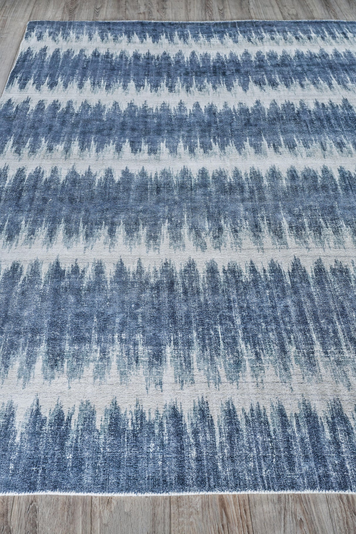Exquisite Rugs Chroma Hand-loomed Wool/Bamboo Silk 4808 Navy 6' x 9' Area Rug