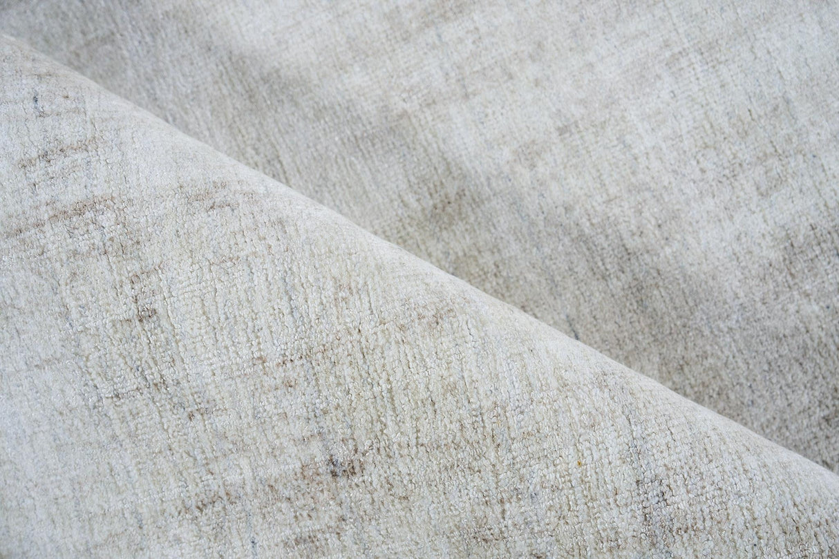 Exquisite Rugs Cloud Hand-loomed Wool/Bamboo Silk 5306 Ivory/Beige 12' x 15' Area Rug