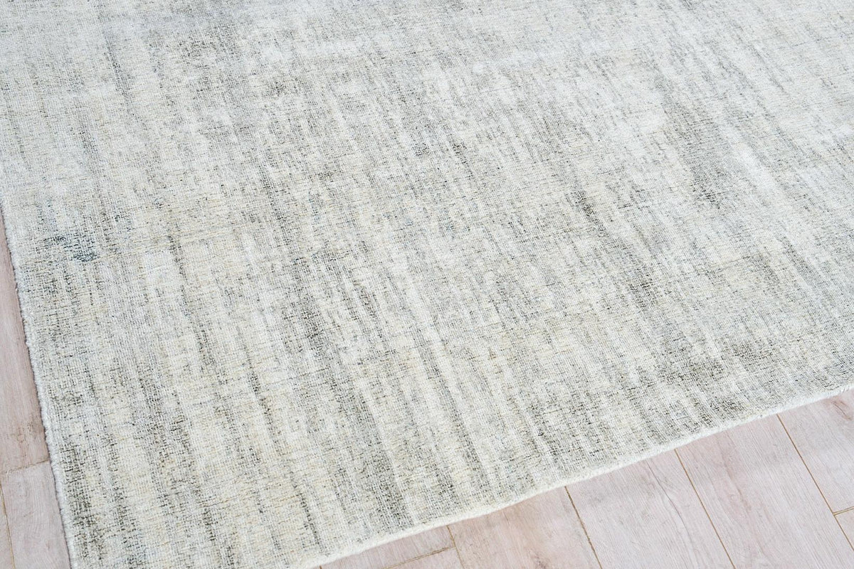 Exquisite Rugs Cloud Hand-loomed Wool/Bamboo Silk 5307 Ivory/Silver 8' x 10' Area Rug