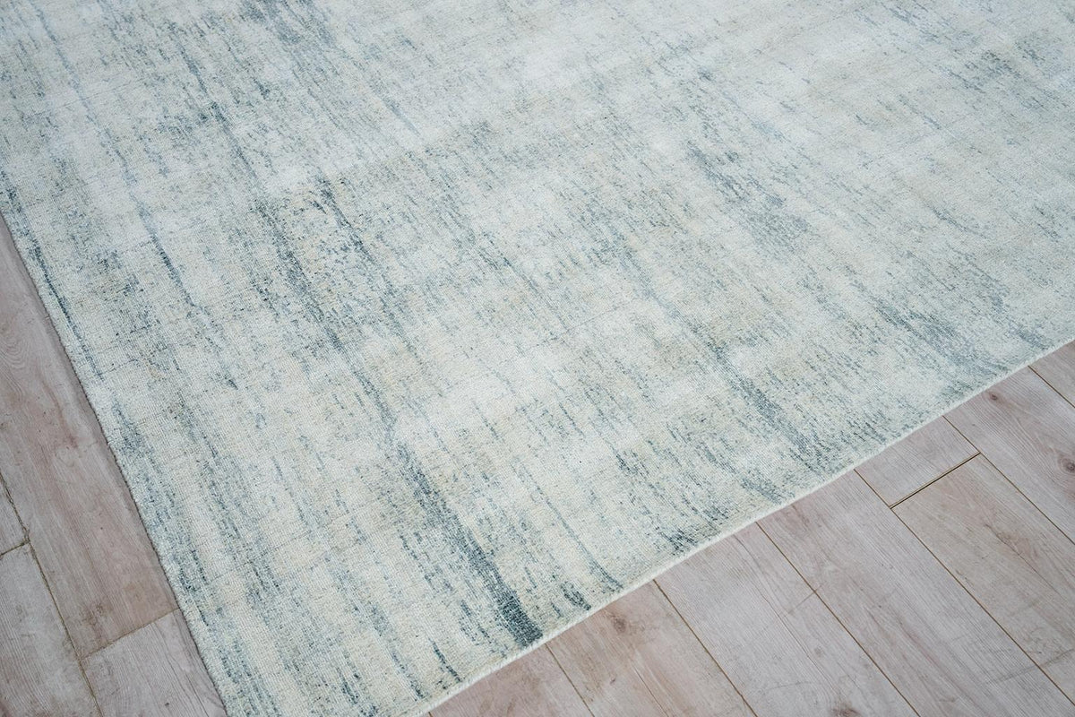 Exquisite Rugs Cloud Hand-loomed Wool/Bamboo Silk 5309 Ivory/Blue 8' x 10' Area Rug