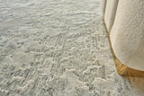 Exquisite Rugs Cosmo Hand-knotted Wool/Bamboo Silk 4529 White 8' x 10' Area Rug