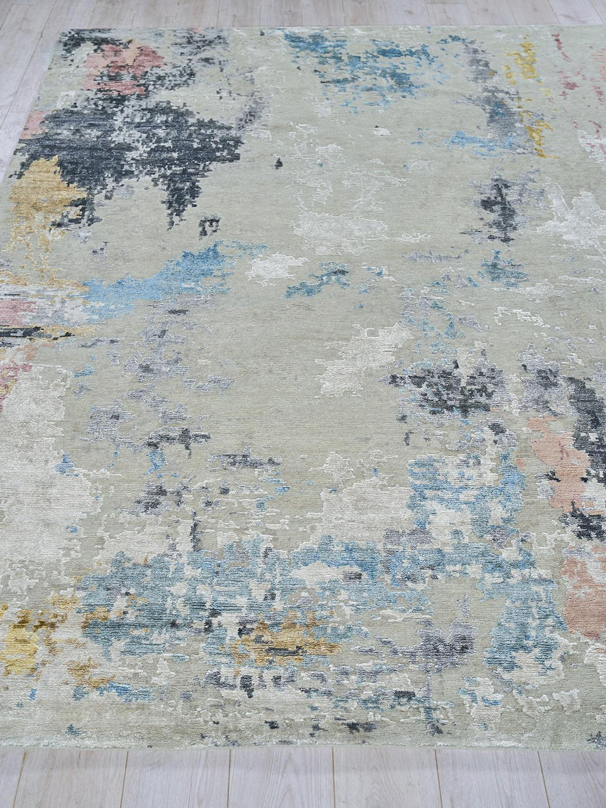 Exquisite Rugs Cosmo Hand-knotted Wool/Bamboo Silk 5719 Silver/Blue/Beige 10' x 14' Area Rug