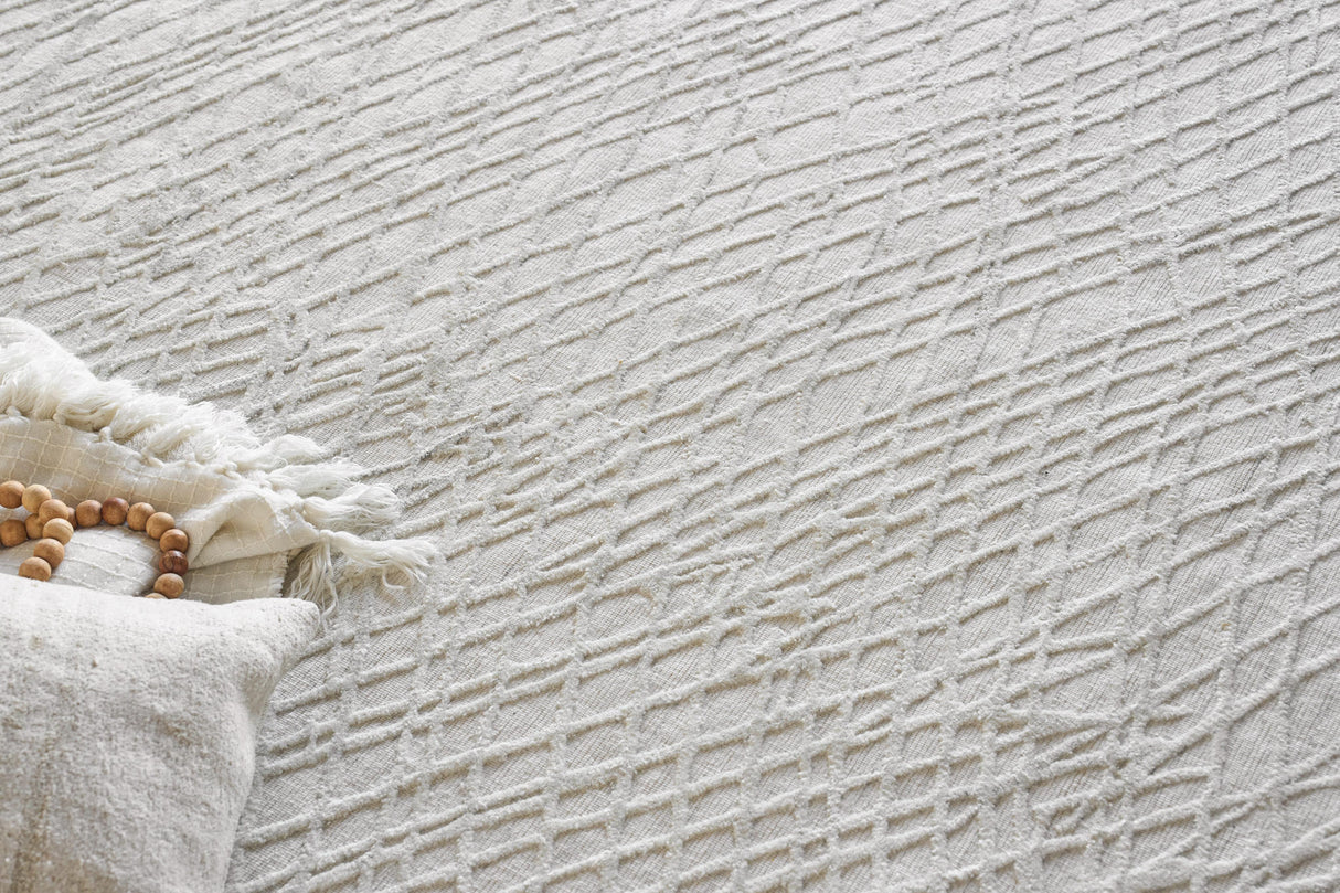 Exquisite Rugs Crescendo Hand-loomed Bamboo Silk 5326 Ivory 12' x 15' Area Rug