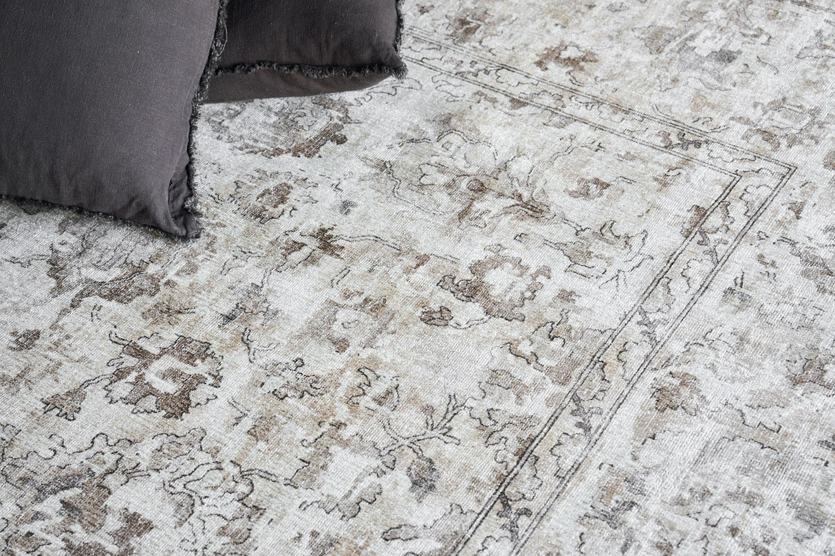 Exquisite Rugs Dorchester Hand-loomed Wool/Bamboo Silk 6325 Beige/Brown 10' x 8' Area Rug