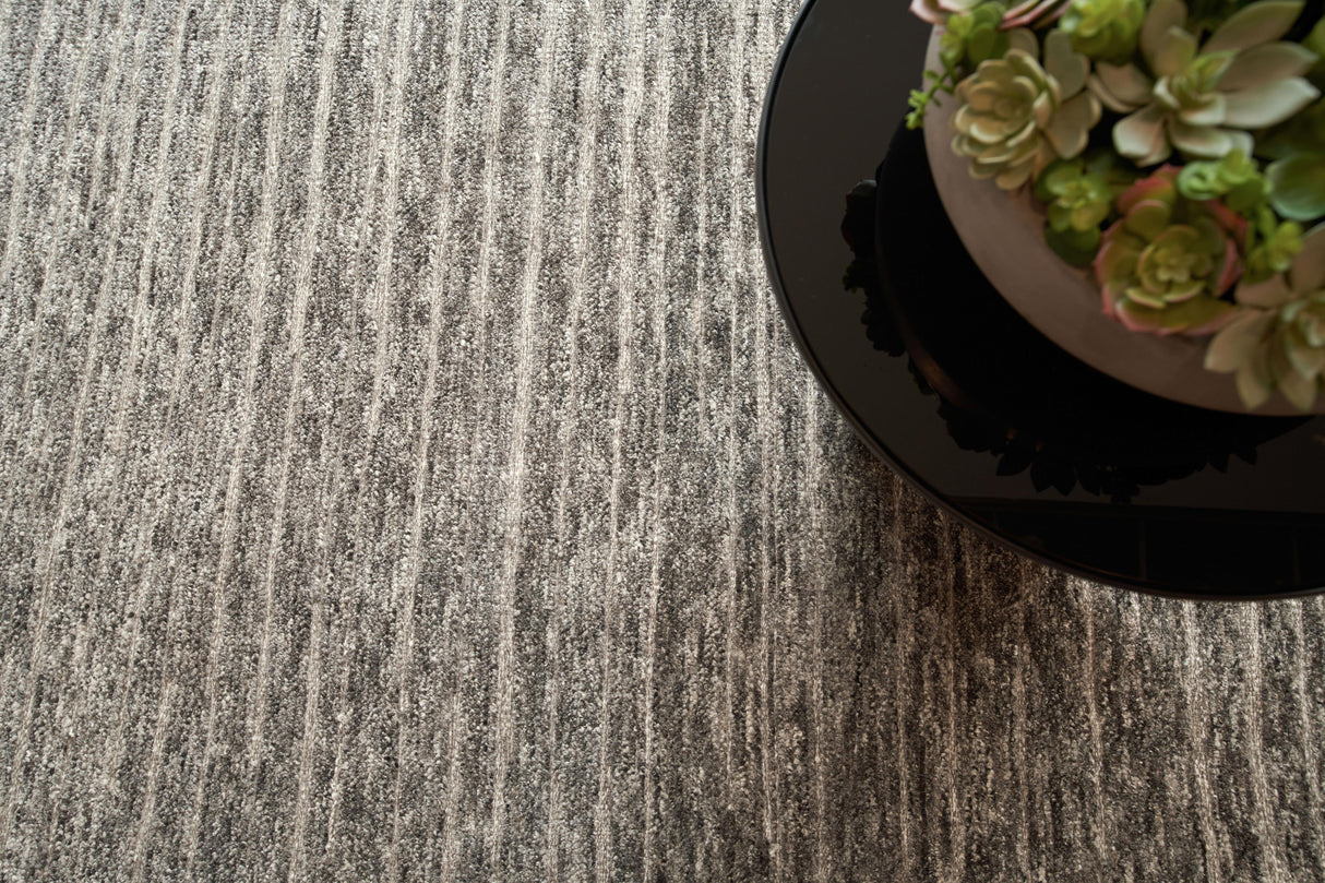 Exquisite Rugs Eaton Hand-knotted Wool/Bamboo Silk 4041 Gray/Ivory 8' x 10' Area Rug