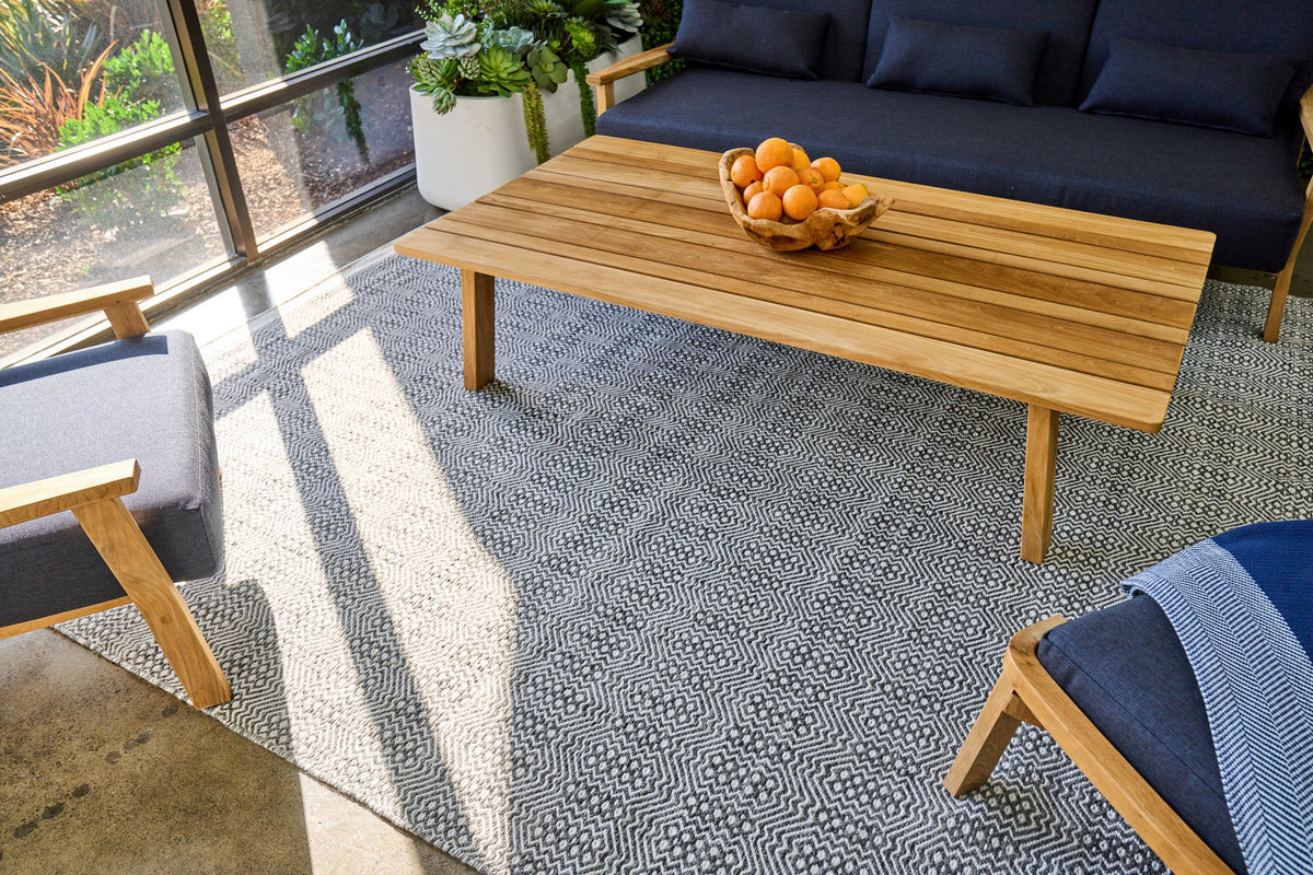 Exquisite Rugs Echo Indoor/Outdoor Flatweave PET yarn 4891 Ivory/Black 12' x 15' Area Rug