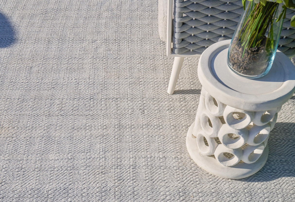 Exquisite Rugs Echo Indoor/Outdoor Flatweave PET yarn 4893 Ivory/Light Silver 10' x 14' Area Rug
