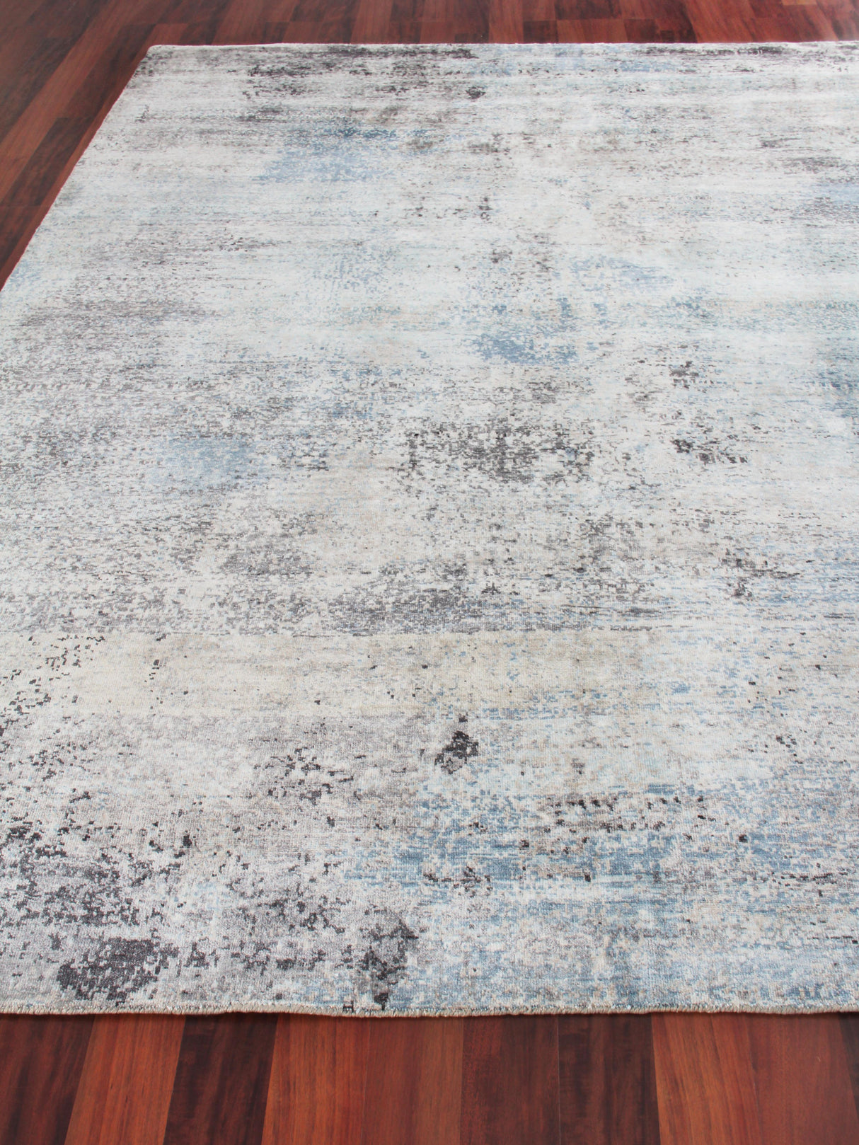 Exquisite Rugs Fine Pure Silk Hand-knotted Silk 4212 Ivory/Dark Gray/Multi 10' x 14' Area Rug