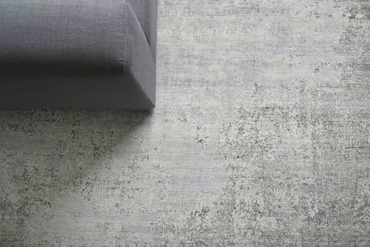 Exquisite Rugs Fine Pure Silk Hand-knotted Silk 4214 Ivory/Dark Gray/Multi 8' x 10' Area Rug