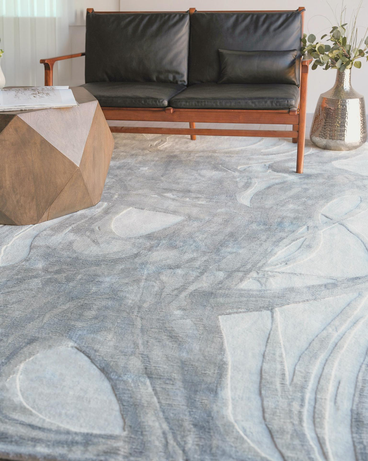 Exquisite Rugs Gianni Hand-loomed Wool/Bamboo Silk 6249 Gray/Silver/Rust 6' x 9' Area Rug