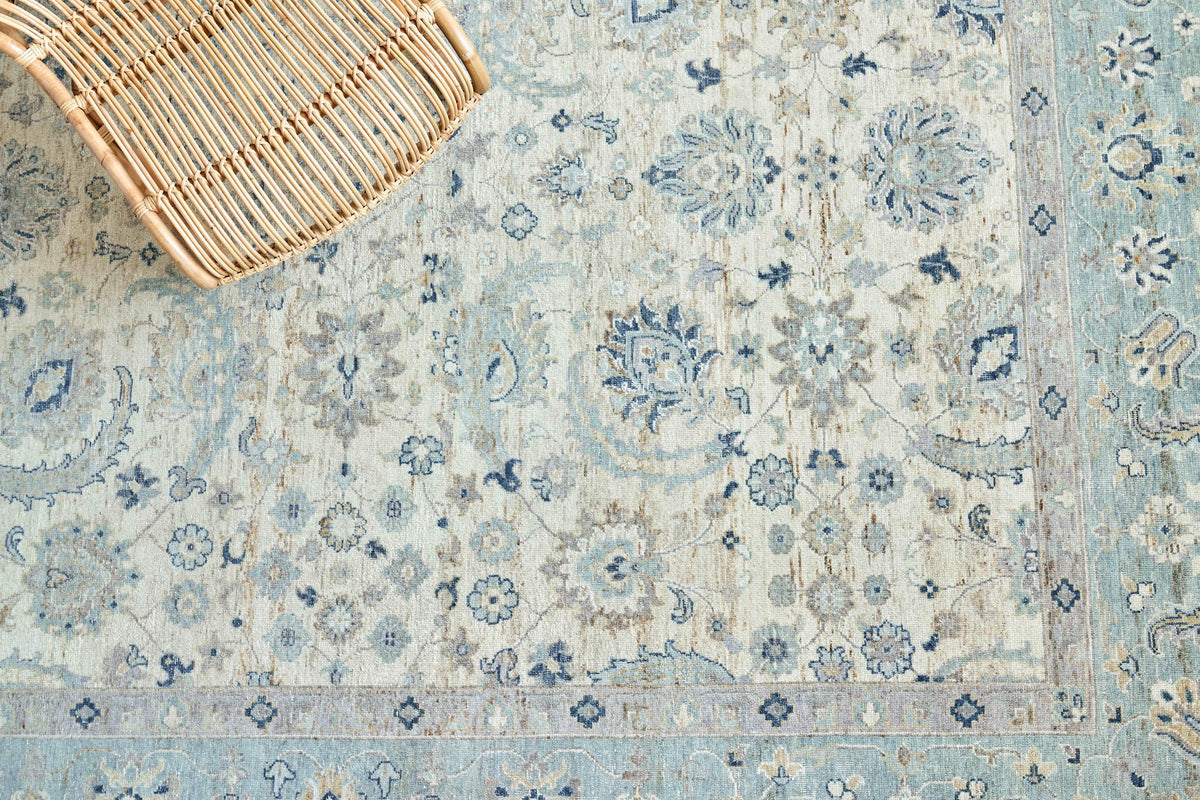 Exquisite Rugs Harper Hand-knotted New Zealand Wool 4231 Ivory/Light Blue 14' x 10' Area Rug