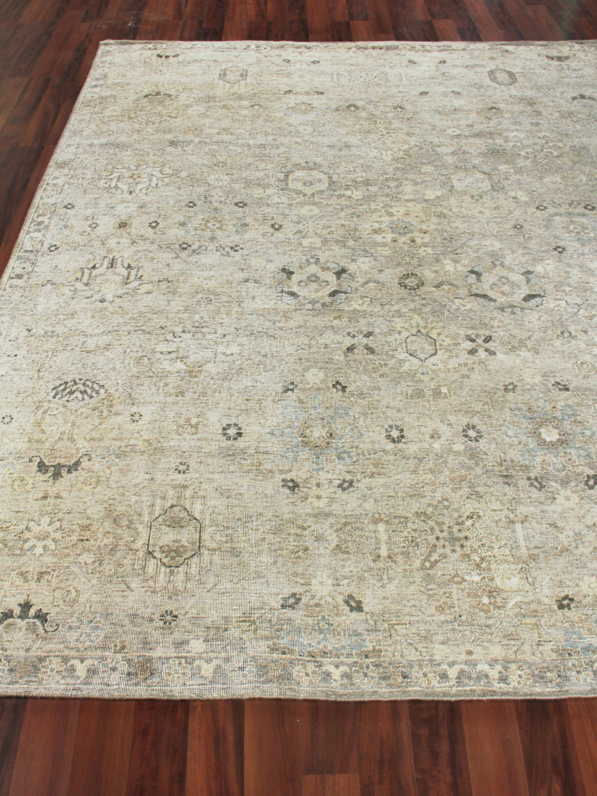 Exquisite Rugs Heirloom Hand-knotted New Zealand Wool 3985 Khaki 4' x 6' Area Rug