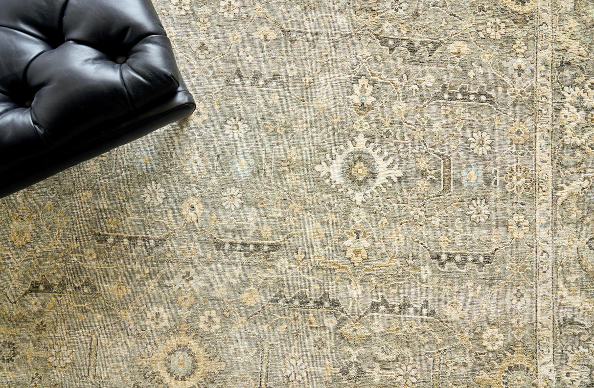Exquisite Rugs Heirloom Hand-knotted New Zealand Wool 3987 Khaki 8' x 10' Area Rug
