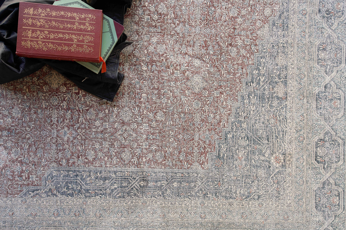 Exquisite Rugs Heritage Power-loomed Polyester/Acrylic 4625 Red/Navy 12' x 15' Area Rug