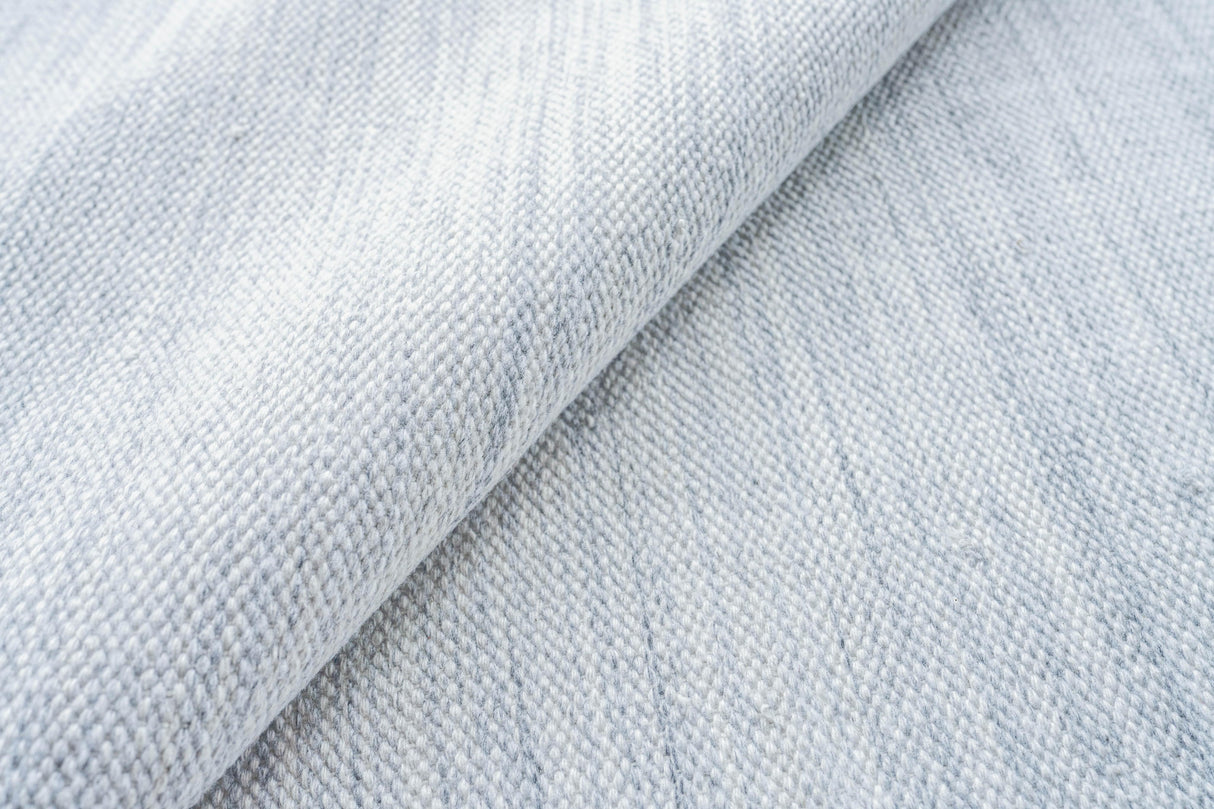 Exquisite Rugs Kashmir Indoor/Outdoor Flatweave PET yarn 4850 Light Blue 8' x 10' Area Rug