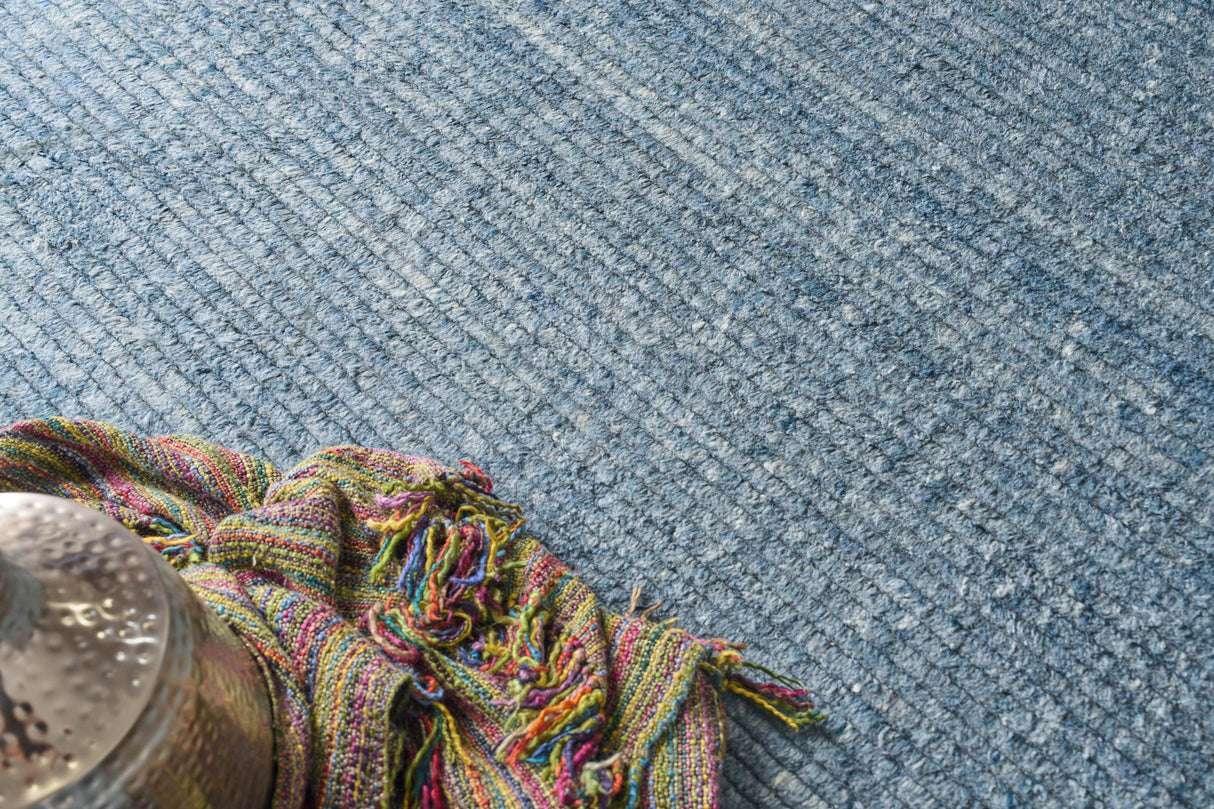 Exquisite Rugs Kaza Hand-loomed New Zealand Wool 5364 Blue 12' x 15' Area Rug