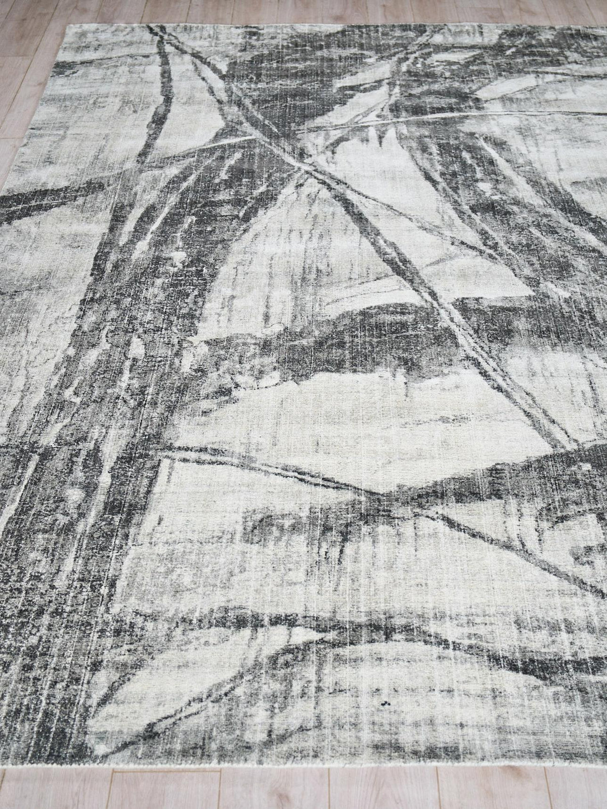 Exquisite Rugs Kyoto Hand-loomed Wool/Bamboo Silk 6331 Silver/Black 12' x 9' Area Rug