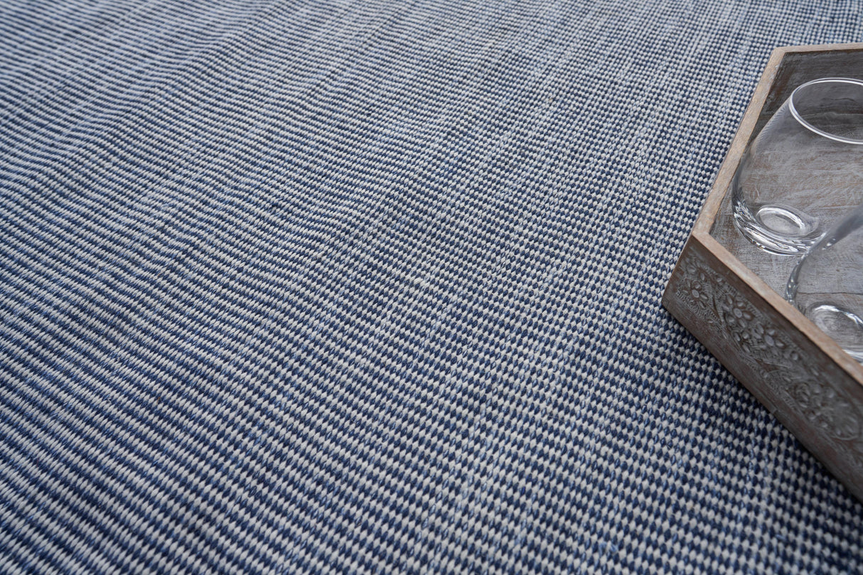 Exquisite Rugs Lenzi Indoor/Outdoor Flatweave PET yarn 4864 Blue 9' x 12' Area Rug